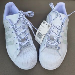 *SOLD*New ✨Adidas Superstar star 🌟 Women Sneakers 6.5